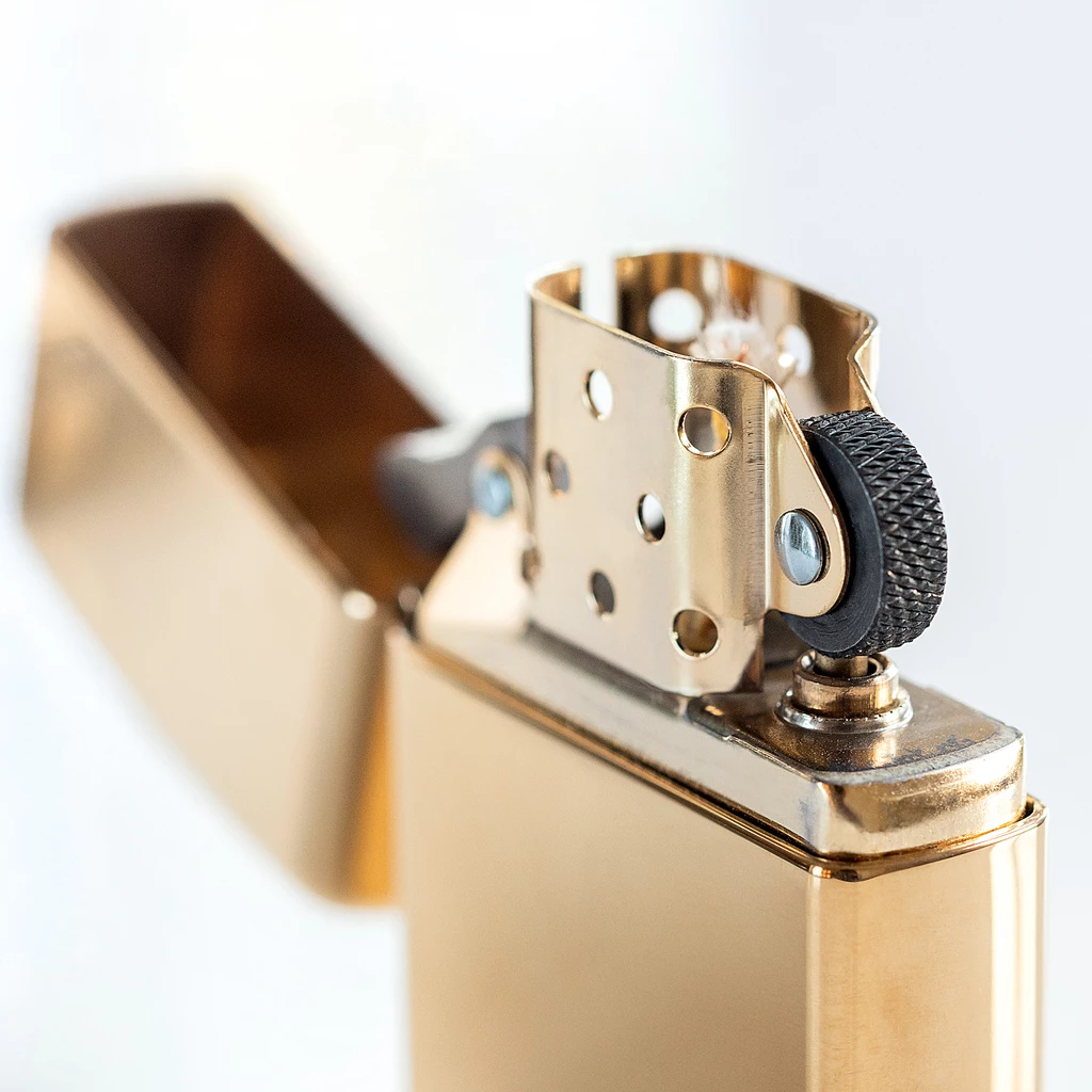 Zippo Armor High Polished Brass