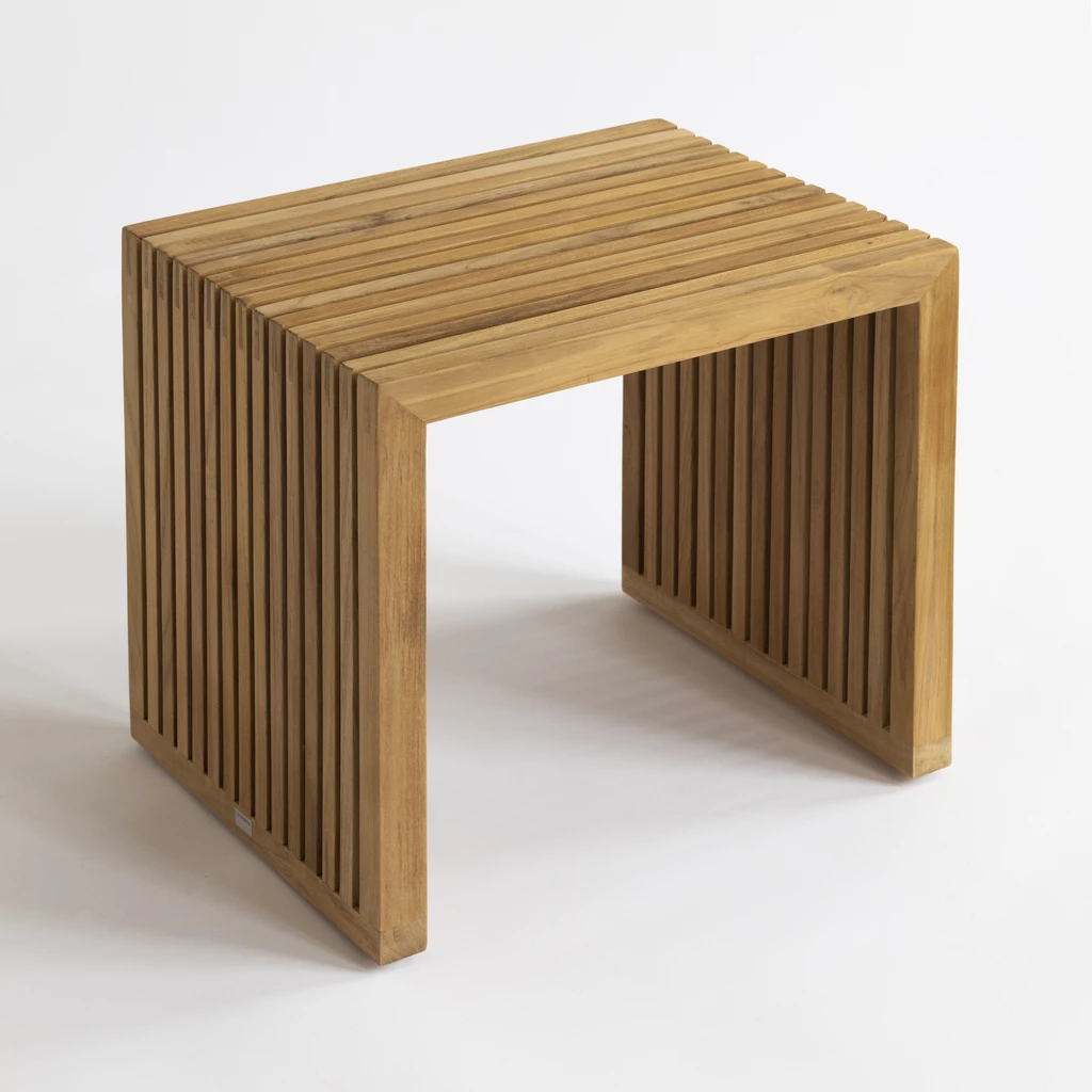 Teakhocker Vinklet