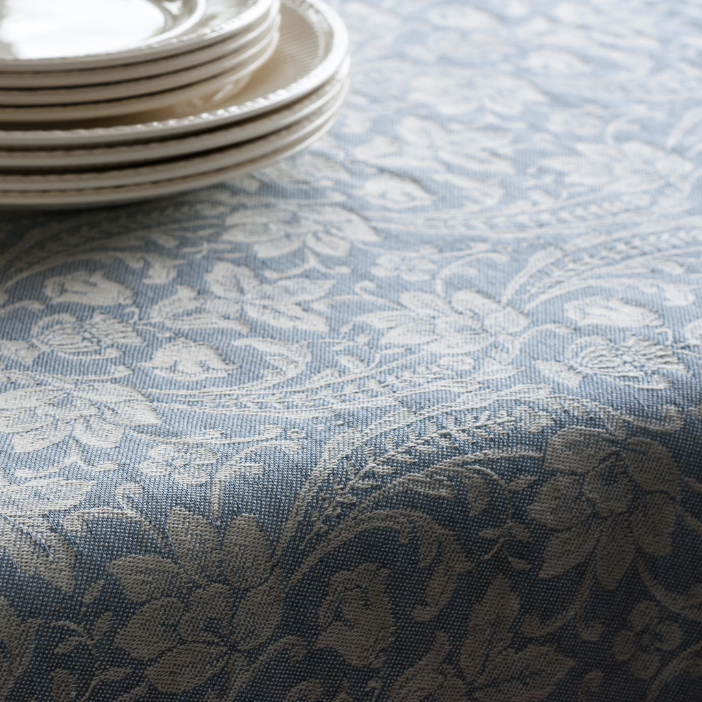 Tischdecke Donna di Coppe 140 x 140 cm Pastellblau