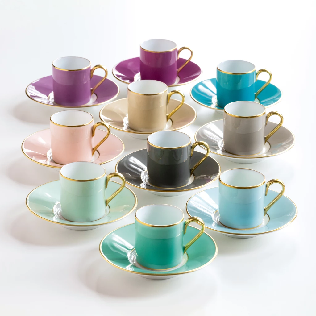 Porcelaine de Limoges Mokkatasse mit Golddekor Hellgrün