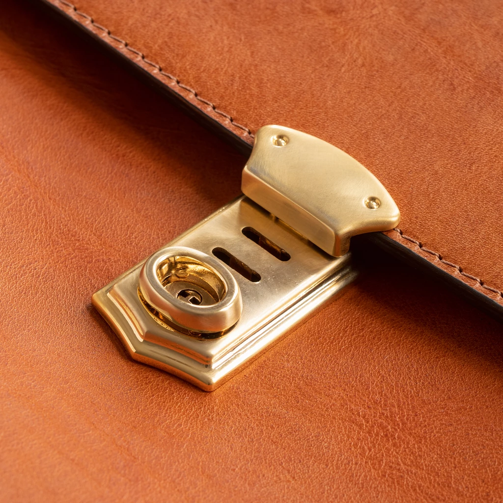Hammann Underarm Document Case aus Stierleder Cognac