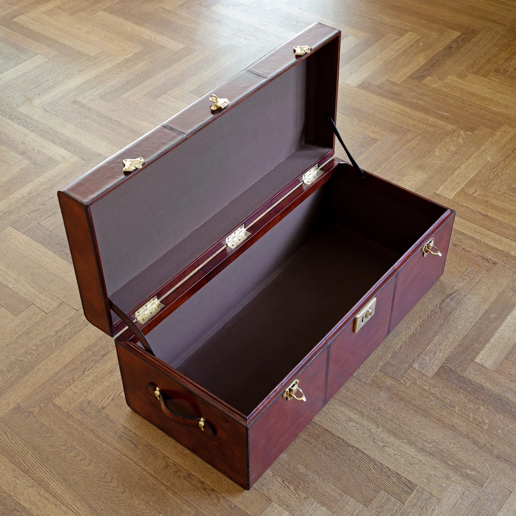 Ledertruhe Posh Braun