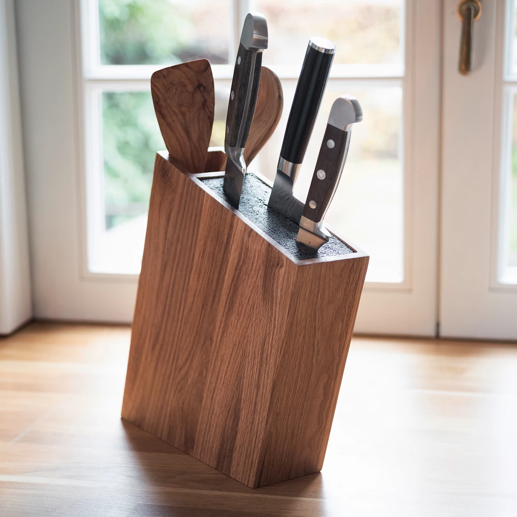 Messerblock mit flexiblem Einsatz