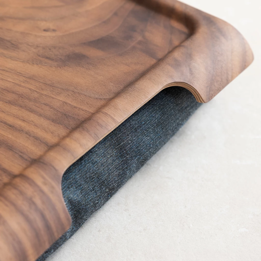 Mini-Laptray mit rutschfester Beschichtung