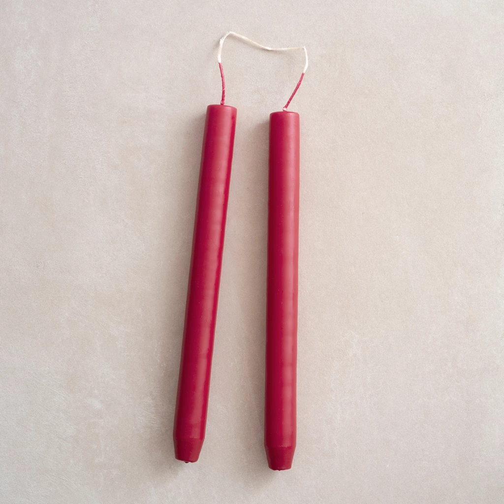 Ester & Erik zylindrische Kerzen Dark Red 4er-Set
