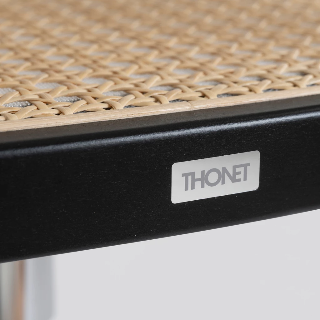 Stahlrohr-Freischwinger Thonet