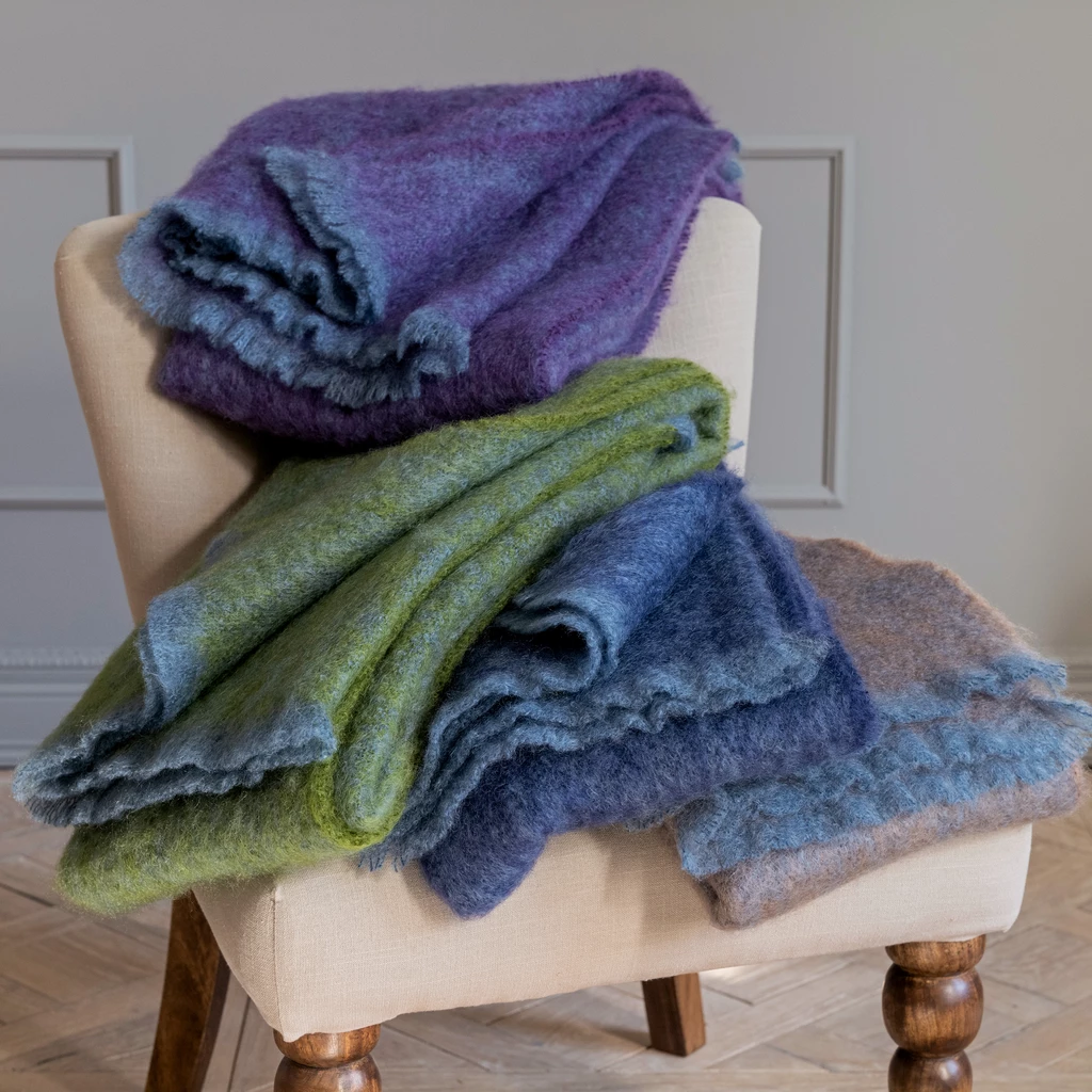 Cushendale: Mohair-Plaid aus Irland Navy