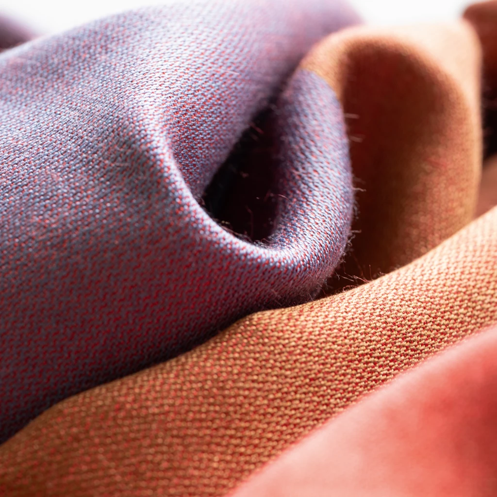 Nsija Seidenwollschal red-pink/bleu-mustard