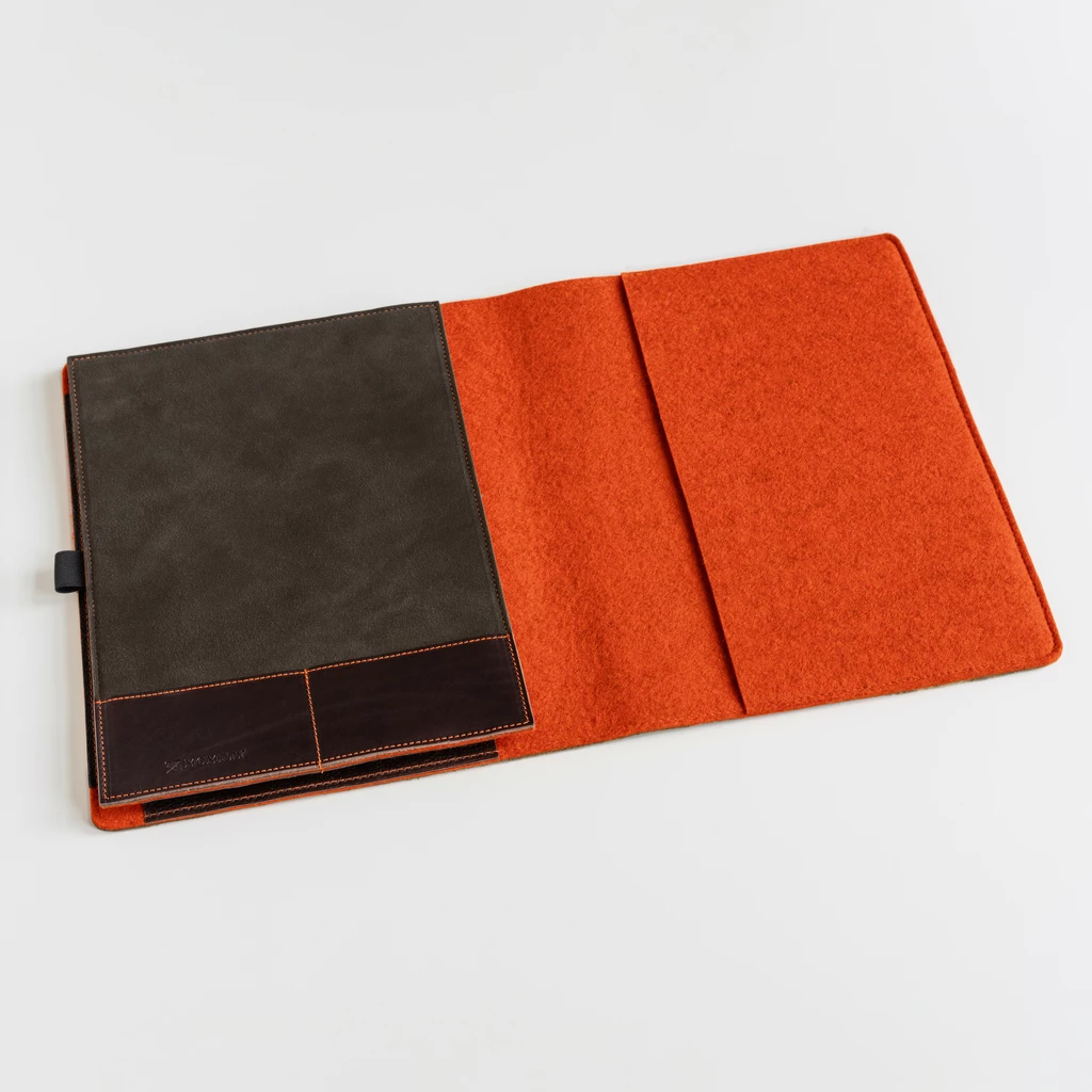 Mompty X Torquato Notizbuch- und Tablet-Hülle