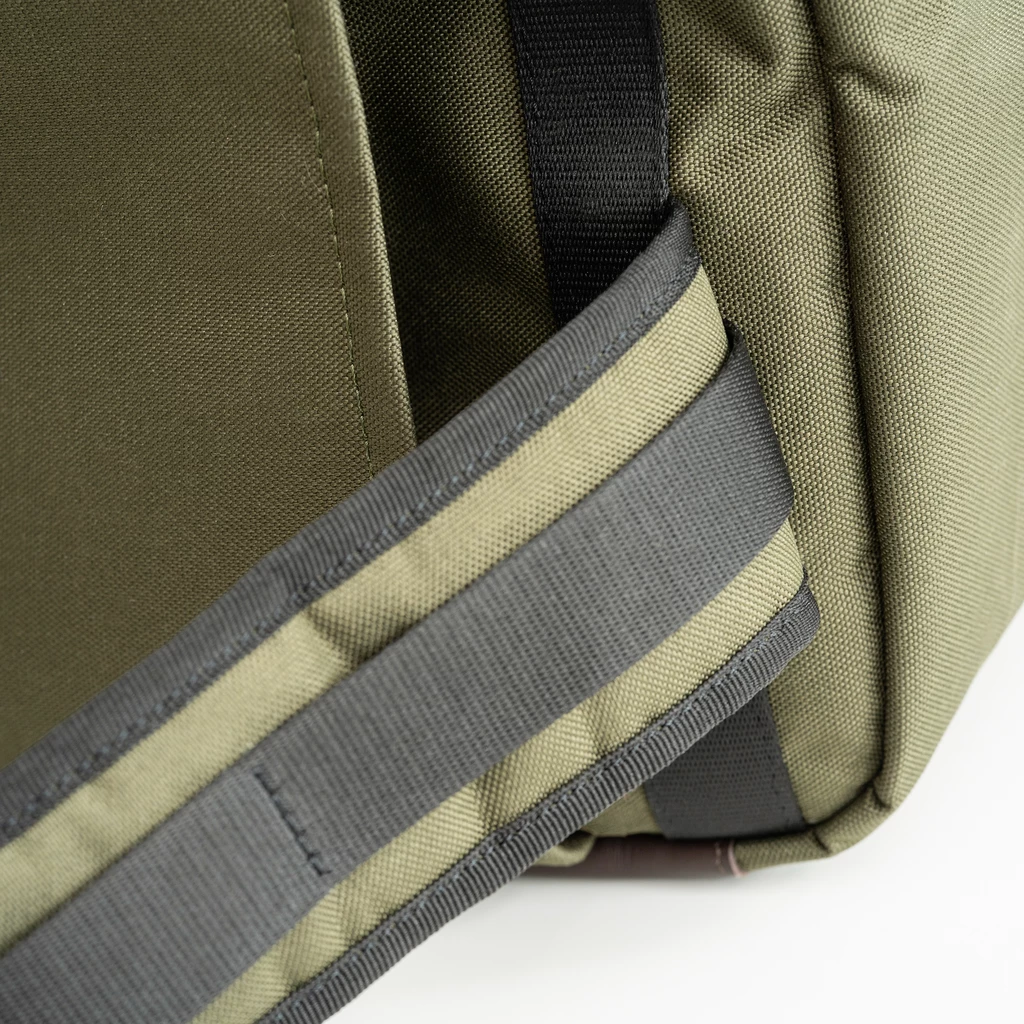 Thumberland Laptoptasche Overnight Olive