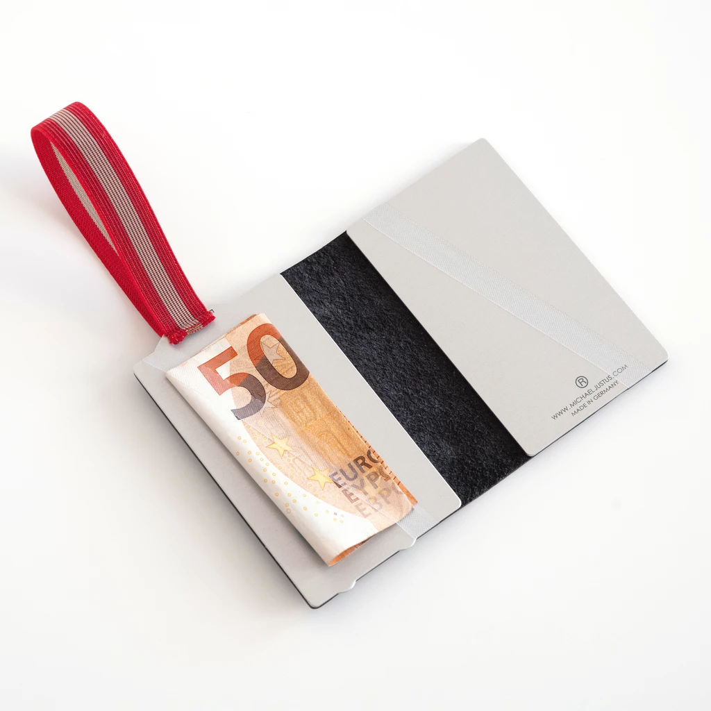Q7 Wallet Classy Black / Red
