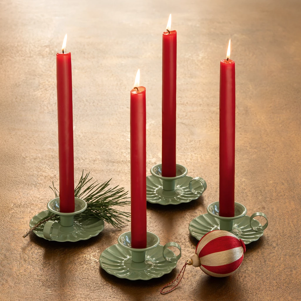 Ester & Erik zylindrische Kerzen Dark Red 4er-Set