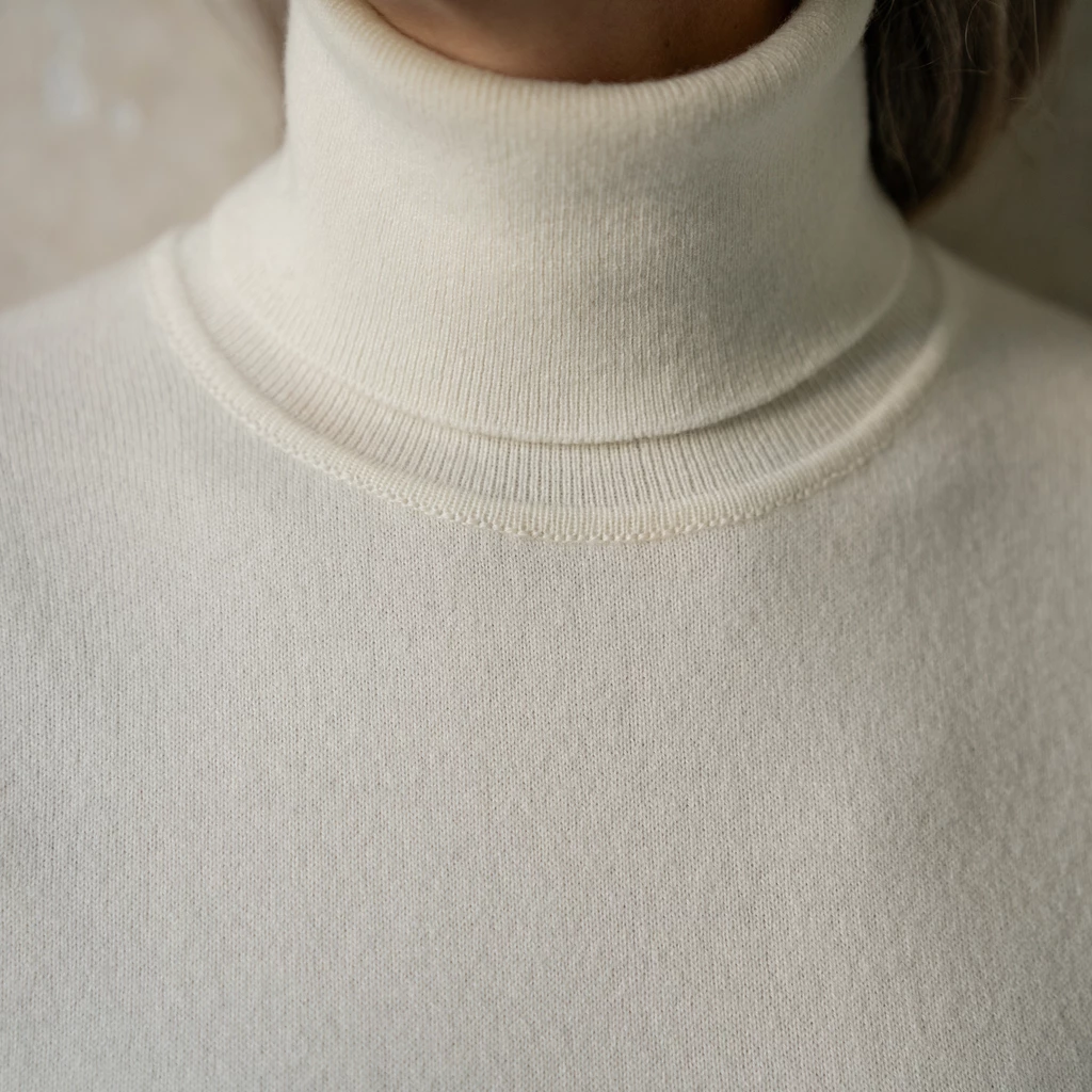 William Lockie X Torquato Rollkragen Kaschmir White XL