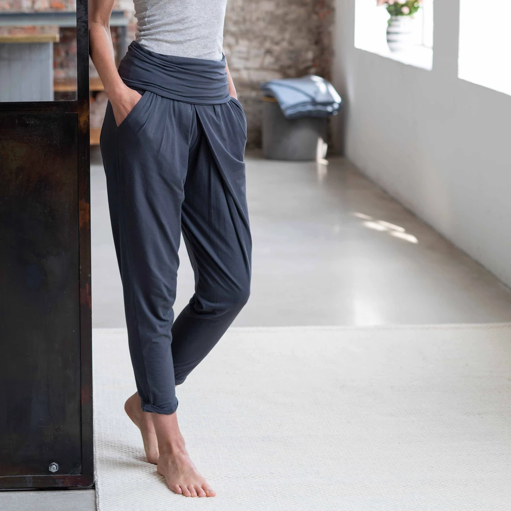 Sunday in Bed X Torquato Pyjamahose Mila lang Black M